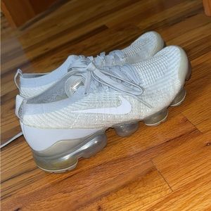 Nike women’s vapormax